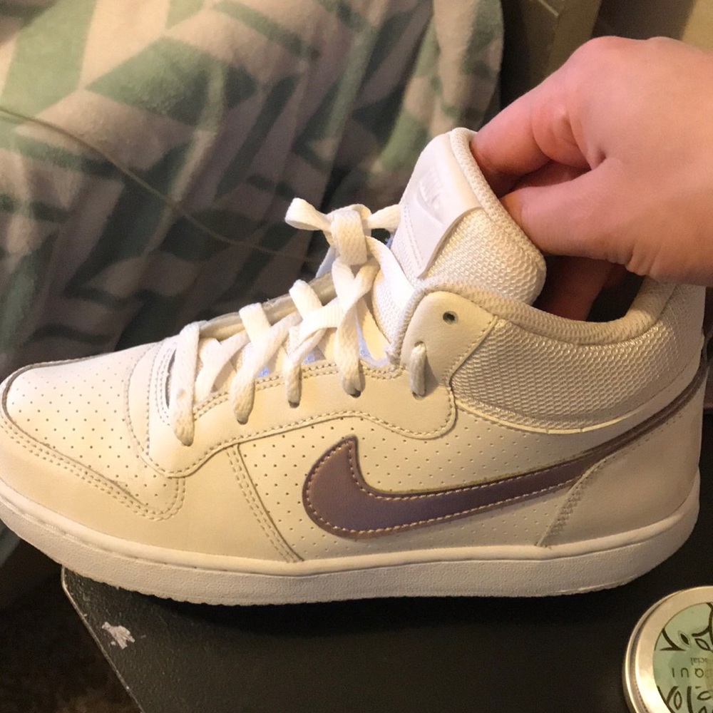 Shoes - Picture 3 of 5
